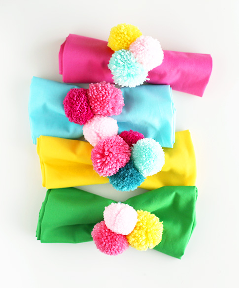  pom pom ring holders / ann kelle